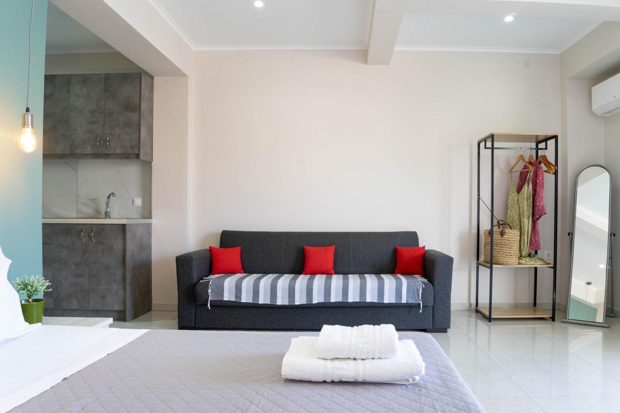 Levanda Luxury Apartment *